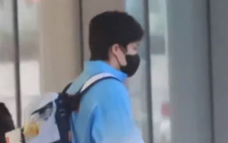 每位观看者可以自由选择。图片展示